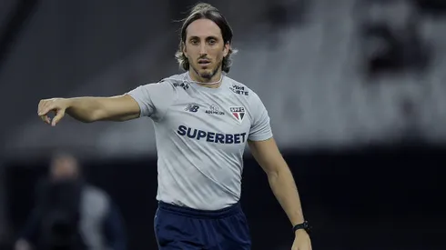 Zubeldía manda resposta surpreendente sobre Luciano no São Paulo (Foto: Alexandre Loureiro/AGIF)
