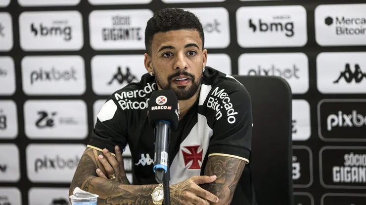 Apresentacao Paulinho no CT Moacyr Barbosa em 27 de julho de 2023. Surgiu uma boa notícia sobre o jogador