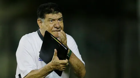 Joel Santana, durante partida pelo Campeonato Brasileiro 2014 em São Januário. – Foto: Paulo Campos/AGIF