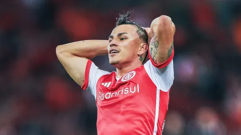 Alexandro Bernabei, jogador do Internacional, durante partida contra o Cuiabá no Beira-Rio, pelo Campeonato Brasileiro.