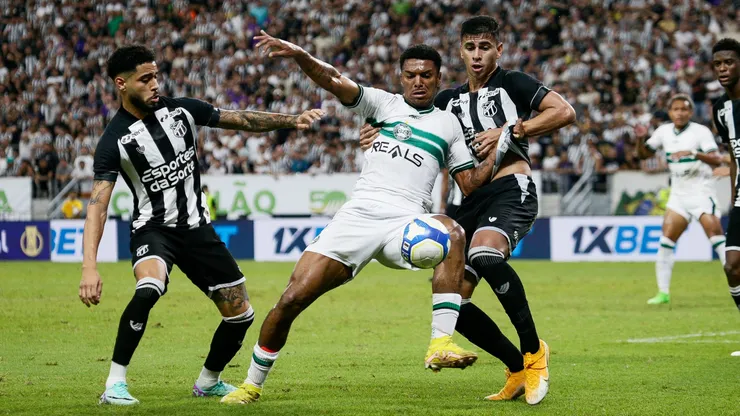Brandão jogador do Coritiba durante partida contra o Ceará no estádio Arena Castelão pelo campeonato Brasileiro B 2024. Foto: Baggio Rodrigues/AGIF