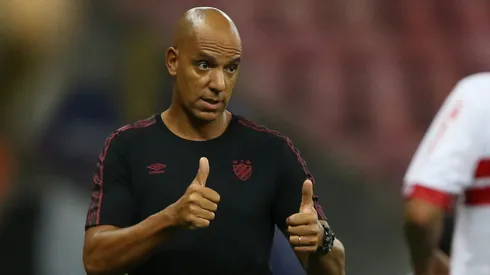 Pepa, técnico do Sport, durante partida contra o CRB na Arena Pernambuco, pelo Campeonato Brasileiro da Serie B.