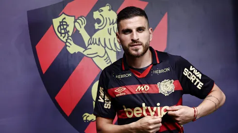Julián Fernández em sua apresentação no Sport.