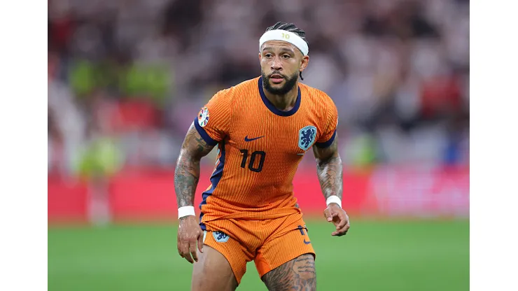Memphis Depay, atuando na Seleção Holandesa, novo reforço do Corinthians