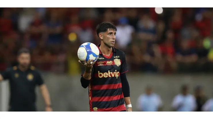 Di Placido jogador do Sport durante a partida entre Sport e Amazonas na Arena de Pernambuco pelo campeonato brasileiro da Serie B 2024.