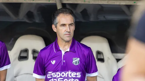 Léo Condé poderá contar com reforço – Foto: Baggio Rodrigues/AGIF
