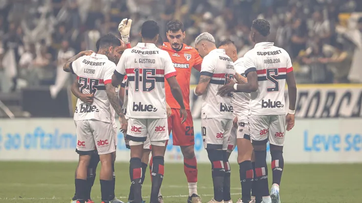 Zubeldía manda a real sobre o elendo após eliminação (Foto: Gilson Lobo/AGIF)