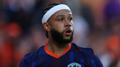 Memphis Depay da Holanda em ação durante o amistoso internacional entre Holanda e Canadá em De Kuip em 06 de junho de 2024 em Rotterdam, Holanda. (Foto: Dean Mouhtaropoulos/Getty Images)