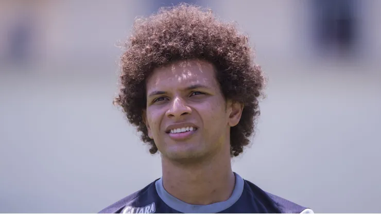 Willian Arão vira assunto no Botafogo.