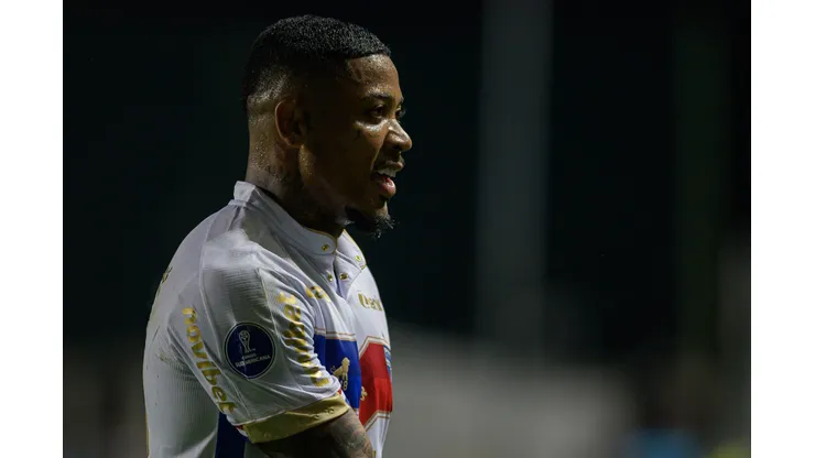 Marinho jogando pelo Fortaleza