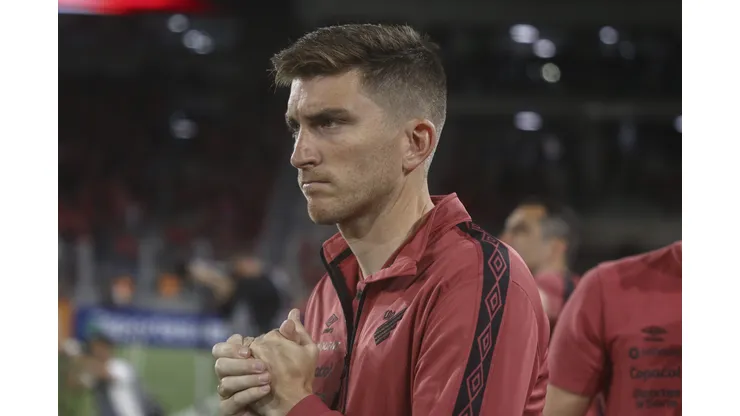 Varini durante confronto contra o Palmeiras no Brasileirão de 2024.