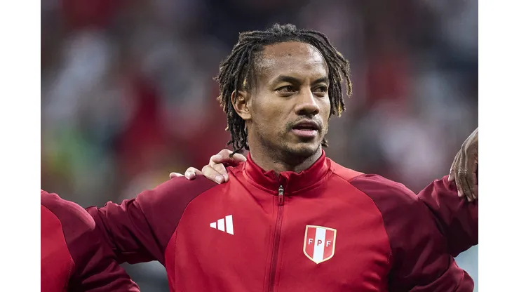 André Carrillo antes de amistoso contra o Marrocos em 2023.