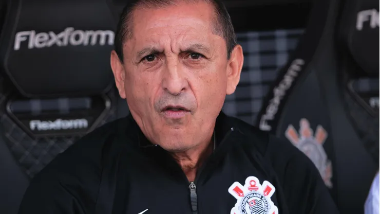 Ramón Díaz, treinador do Corinthians