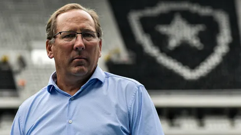 John Textor acionista majoritário do Botafogo antes da partida contra o Fluminense no estádio Engenhão pelo campeonato Brasileiro A 2022. Foto: Thiago Ribeiro/AGIF