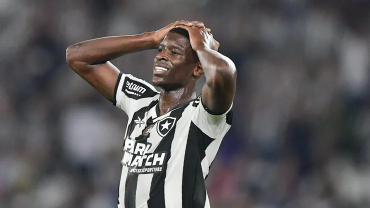 Luiz Henrique é alvo de polêmica na seleção.