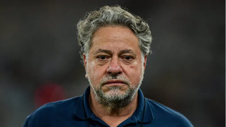 Casares se pronuncia no São Paulo.