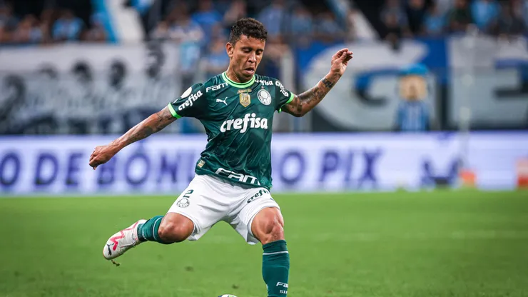 Marcos Rocha jogador do Palmeiras durante partida contra o Gremio no estadio Arena do Gremio pelo campeonato Brasileiro A 2023.