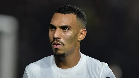 Corinthians atrasa nova parcela da compra de Matheuzinho.