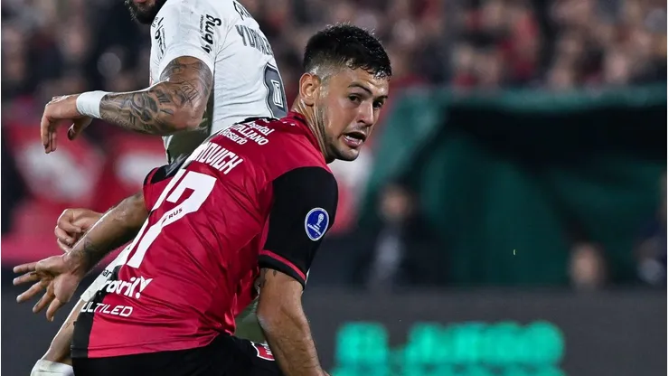 Ian Glavinovich não reforçará o Vasco.