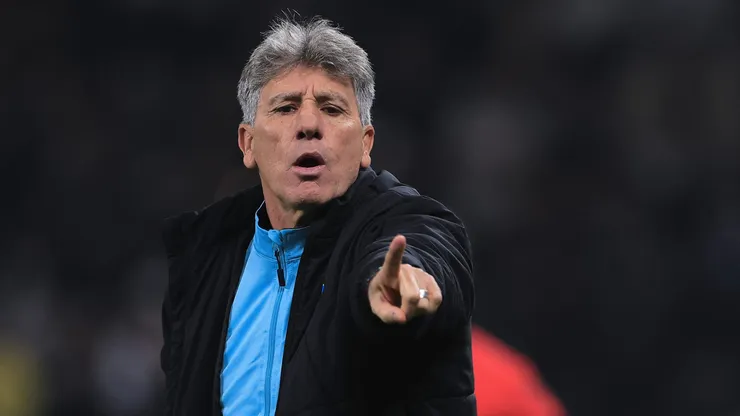 Renato Portaluppi, técnico do Grêmio, durante partida contra o Corinthians na Neo Química Arena, pela Copa do Brasil.