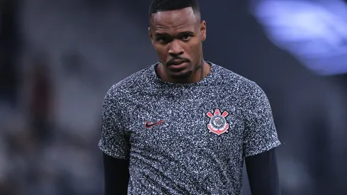 Carlos Miguel durante confronto contra o América-RN na Copa do Brasil de 2024.