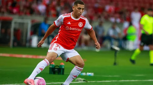 Gabriel Carvalho jogador do Internacional durante partida contra o Flamengo no estadio Beira-Rio pelo campeonato Brasileiro A 2024.
