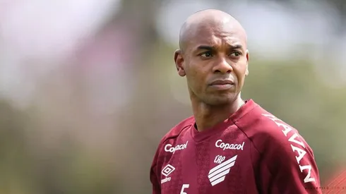 Fernandinho jogador do Athlético-PR – Foto: Reprodução/José Tramontin/CAP