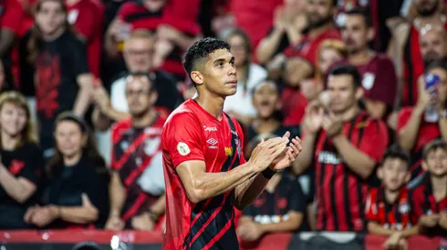 Julimar jogador do Athletico-PR durante partida contra o Cruzeiro no estadio Arena da Baixada pelo campeonato Brasileiro A 2024.
