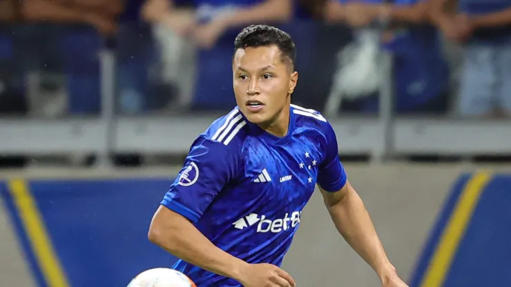 Marlon jogador do Cruzeiro durante partida contra o Alianza Petrolera no estadio Mineirao pelo campeonato Copa Sul-Americana 2024.