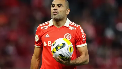 Gabriel Mercado durante confronto contra o Cuiabá no Brasileirão de 2022.
