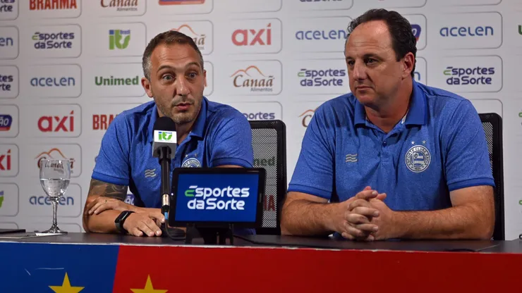 Rogério Ceni, técnico do Bahia e o diretor Cadu Santoro durante entrevista coletiva (Foto: Walmir Cirne/AGIF)