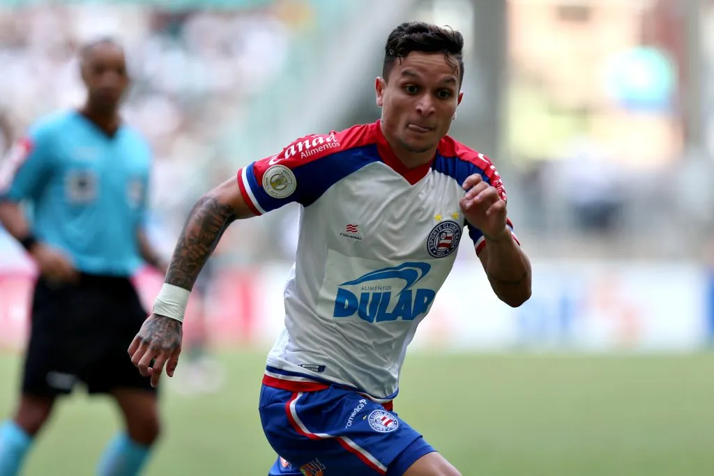 Artur Victor em partida pelo Bahia contra o Corinthians, em 2019 (Imagem: Felipe Oliveira / EC Bahia)
