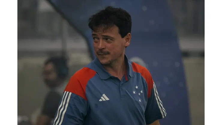 Diniz durante confronto contra o Lanús na Sul-Americana 2024.