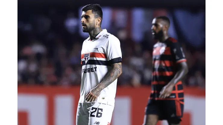 Igor Liziero atuando no São Paulo em 2024
