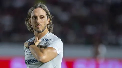 Luis Zubeldia, técnico do Sao Paulo, durante partida contra o Vasco (Foto: Anderson Romao/AGIF)