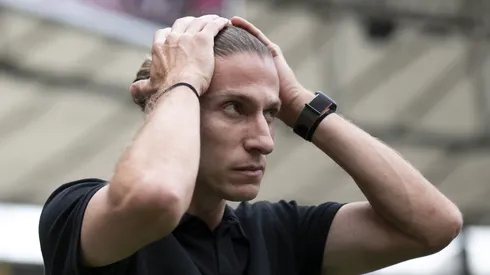 Filipe Luis, técnico do Flamengo, durante partida contra o Juventude (Foto: Jorge Rodrigues/AGIF)