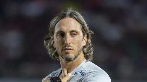 Titular de Zubeldía no São Paulo entrou na mira do exterior.