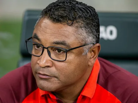 Bahia recebe notícia envolvendo Roger e ex-atacante