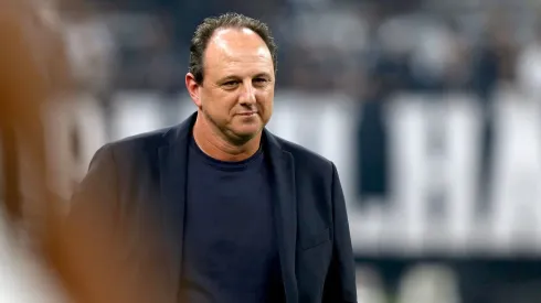 Hugo Moura e Vegetti desfalcam Vasco contra Bahia
