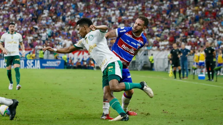 Estevão jogador do Palmeiras durante partida contra o Fortaleza no estádio Arena Castelão pelo campeonato Brasileiro A 2024. Foto: Baggio Rodrigues/AGIF