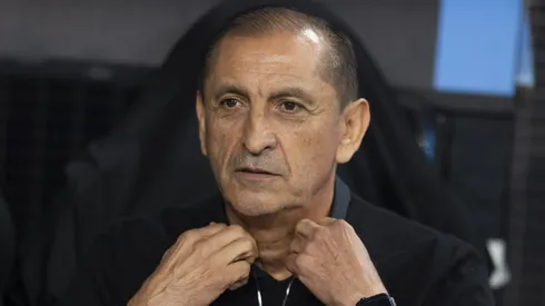Ramon Diaz, técnico do Corinthians, durante partida contra o Racing (Foto: Anderson Romao/AGIF)