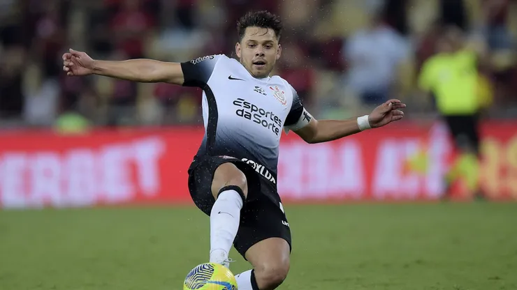 Romero, jogador do Corinthians, durante partida contra o Flamengo (Foto: Alexandre Loureiro/AGIF)