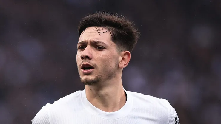 Garro preocupa no Corinthians.