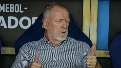 Fluminense, de Mano Menezes, terá uma 'surpresa' para partida contra o Athletico.