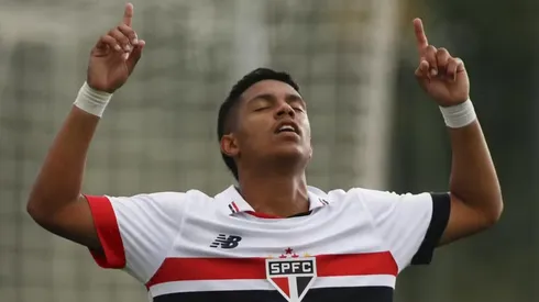 Ryan Francisco é promessa no São Paulo – Foto: Miguel Schincariol/saopaulofc.