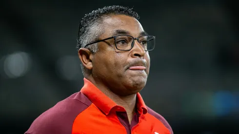 Roger Machado tecnico do Internacional durante partida contra o Cruzeiro no estadio Mineirao pelo campeonato Brasileiro A 2024.