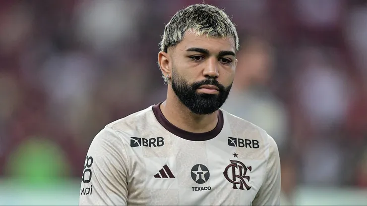 Gabigol, jogador do Flamengo, durante aquecimento antes da partida contra o Bahia (Foto: Thiago Ribeiro/AGIF)