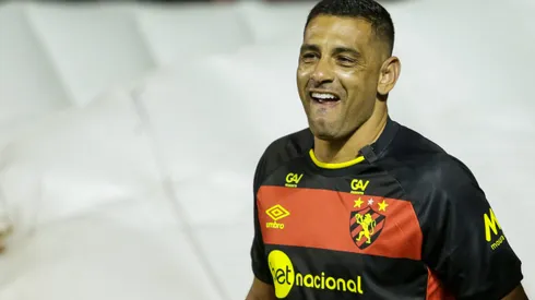 Diego Souza durante confronto contra o CRB na Série B de 2023.