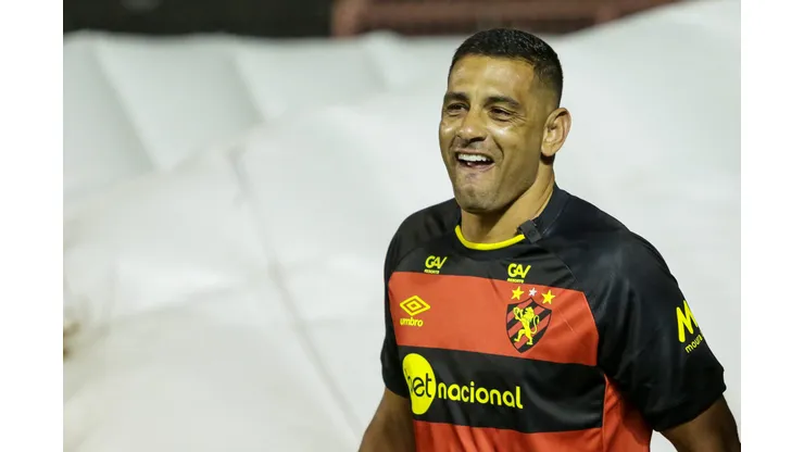 Diego Souza durante confronto contra o CRB na Série B de 2023.