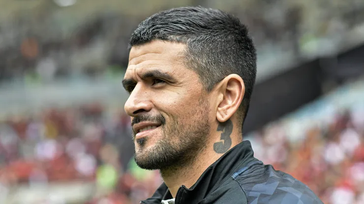 Lucho González, tecnico do Athletico, durante partida pelo Campeonato Brasileiro.